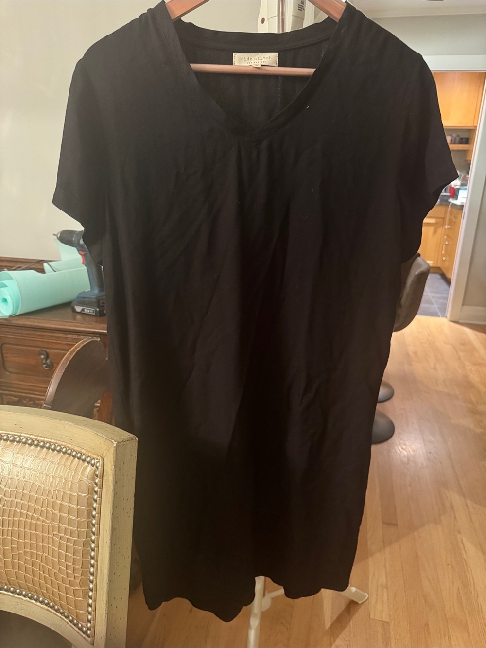 Side Stitch Black Short-Sleeve V-Neck dress